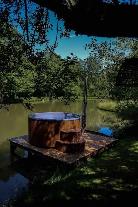 Casa Moon & Son Bain Nordique Sur Le Lac Les Croix Chemins ภายนอก รูปภาพ